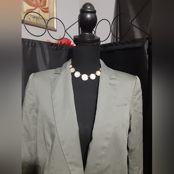 J. Crew Blazer  Classic Olive Green Button Up With Pockets Women's Size 6 - Picture 2 of 8